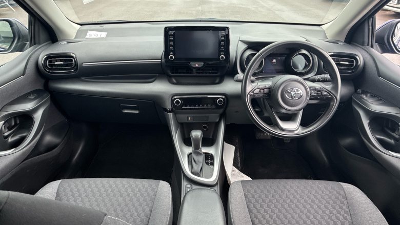 Toyota Yaris 1.5 Hybrid Design 5dr CVT Hybrid Hatchback